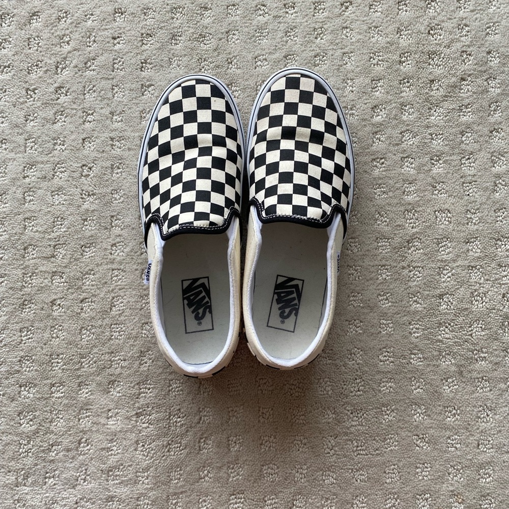 🌟LIKE NEW Black and White Checkerboard Vans🌟